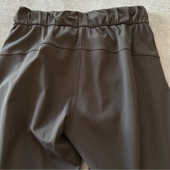 Lululemon On The Fly 7/8 Elastic Waist Black Pants Size 4 - Picture 11 of 14